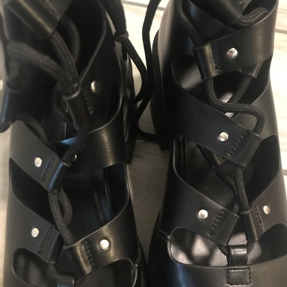 Gladiator Platforms - Picture 5 of 5